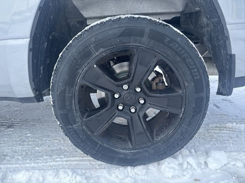 Used 2021 RAM 1500 Big Horn image 9