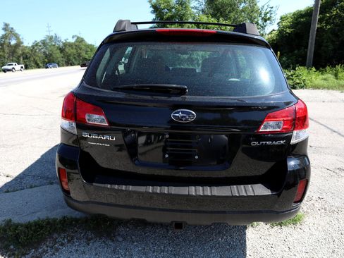 Used 2013 Subaru Outback 2.5i image 7