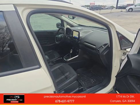 Used 2020 Ford EcoSport SES w/ SES Black Appearance Package image 9