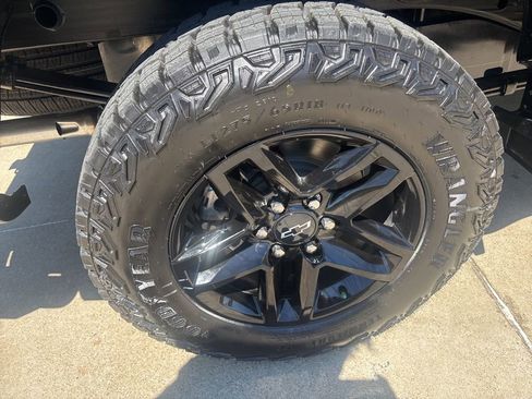New 2026 Chevrolet Silverado 1500 Custom Trail Boss AWD/4WD image 10