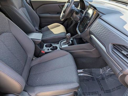 Used 2025 Subaru Forester Premium AWD/4WD image 21