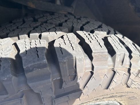 Used 2014 Toyota 4Runner SR5 image 5