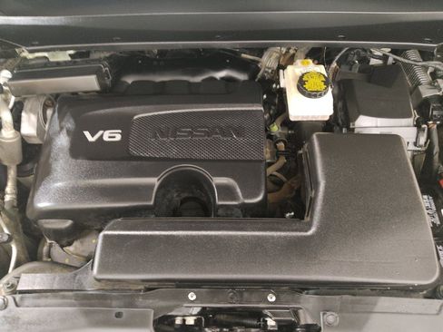 Used 2017 Nissan Pathfinder Platinum image 30