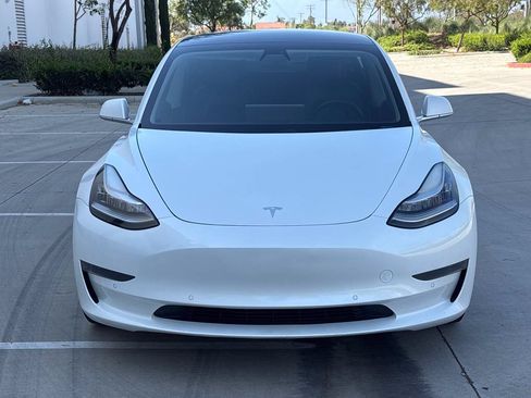 Used 2020 Tesla Model 3 Standard Range Plus RWD image 8