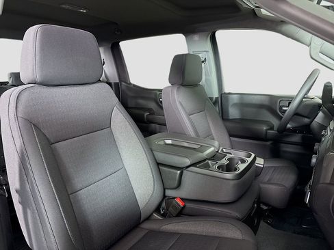 Used 2025 Chevrolet Silverado 1500 Custom w/ Turbomax Blackout Package image 28