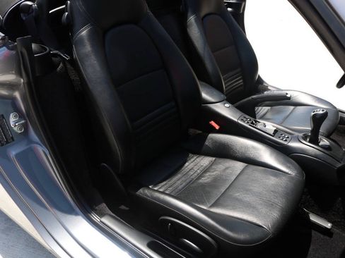 Used 2002 Porsche Boxster RWD image 33