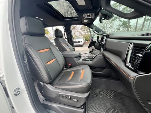 Used 2024 GMC Sierra 2500 AT4 w/ AT4 Premium Plus Package image 10