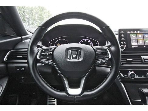 Used 2019 Honda Accord Sport image 14