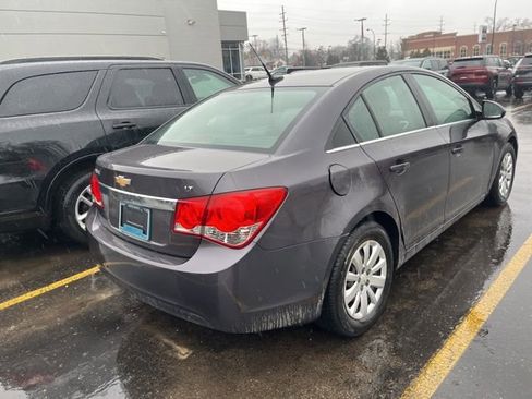 Used 2011 Chevrolet Cruze LT image 5