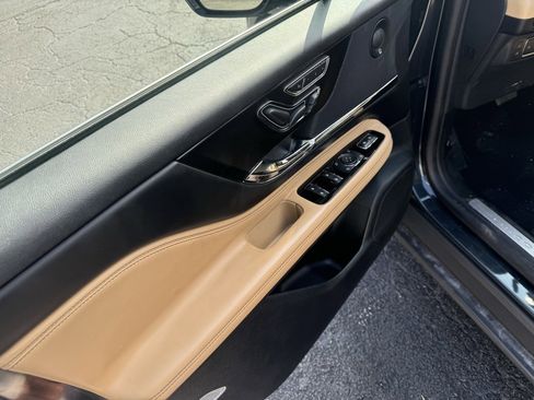 Used 2022 Lincoln Corsair Grand Touring w/ Elements Technology Bundle image 14