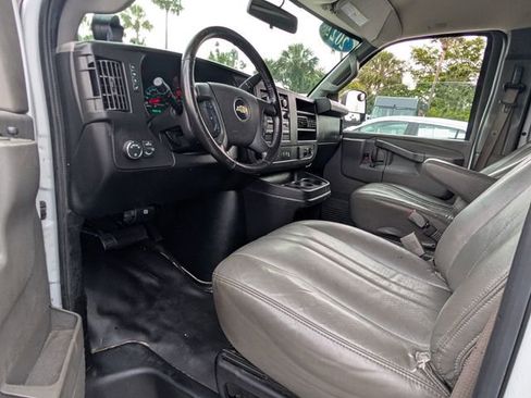 Used 2021 Chevrolet Express 2500 w/ Communications Package RWD image 6