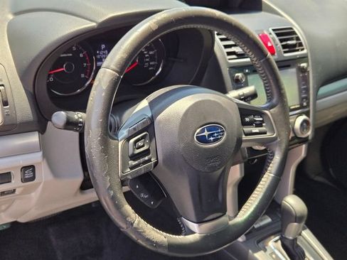 Used 2016 Subaru Forester 2.5i Touring AWD/4WD image 19