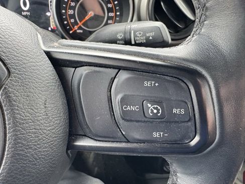 Used 2018 Jeep Wrangler Unlimited Sport S image 13