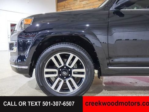 Used 2017 Toyota 4Runner Limited AWD/4WD image 34