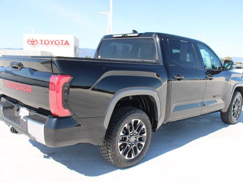 Used 2024 Toyota Tundra Limited image 3