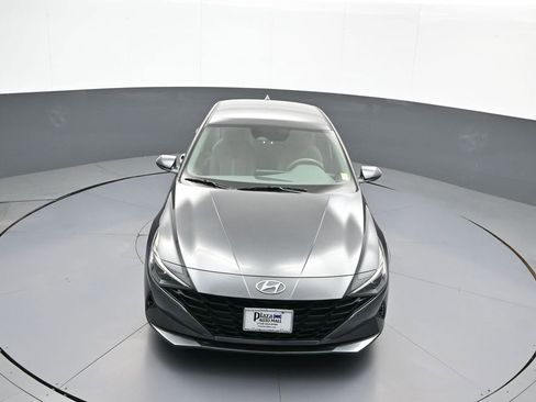 Certified 2021 Hyundai Elantra SE FWD image 34