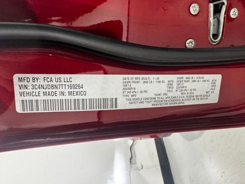 New 2026 Jeep Compass Latitude image 38