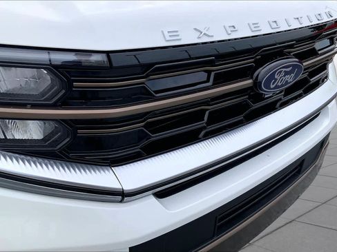 Used 2025 Ford Expedition King Ranch AWD/4WD image 29