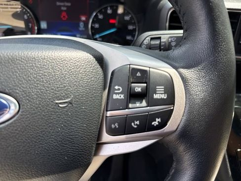 Used 2024 Ford Explorer Limited image 15