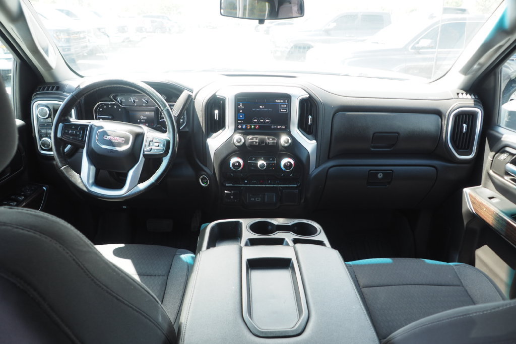 Used 2022 GMC Sierra 2500 SLE w/ Preferred Package AWD/4WD image 16