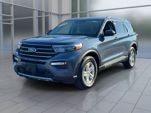 Used 2021 Ford Explorer XLT w/ Equipment Group 202A AWD/4WD image 1