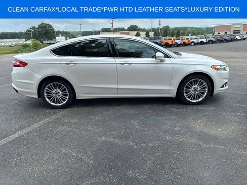 Used 2016 Ford Fusion SE w/ Equipment Group 202A FWD image 5