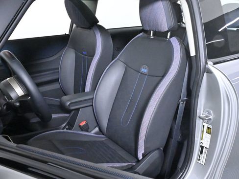 Certified 2025 MINI Cooper S FWD image 20