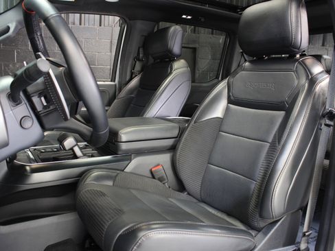 Used 2023 Ford F150 Raptor w/ Raptor Carbon Fiber Package image 41