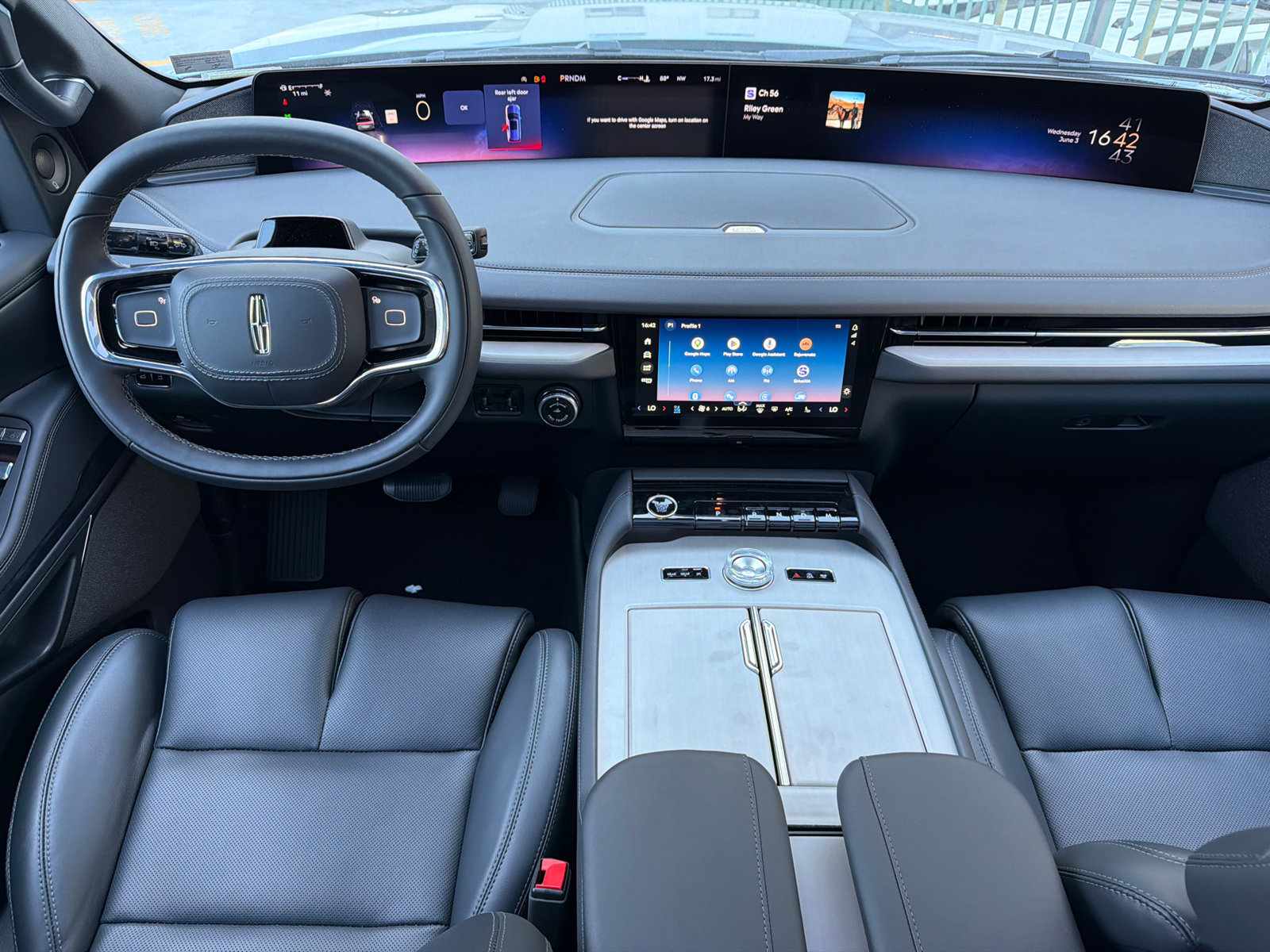 New 2026 Lincoln Navigator L Reserve AWD/4WD image 21