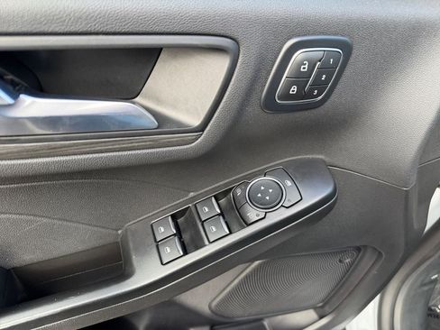 Used 2025 Ford Escape Platinum AWD/4WD image 21