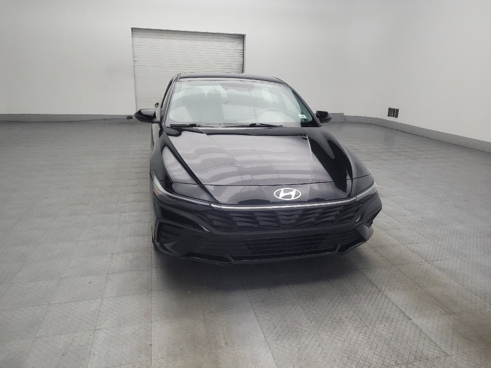 Used 2025 Hyundai Elantra Sport FWD image 14