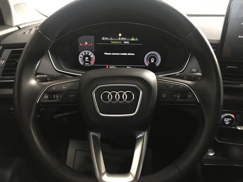 Used 2023 Audi Q5 2.0T Prestige w/ Prestige Package image 16