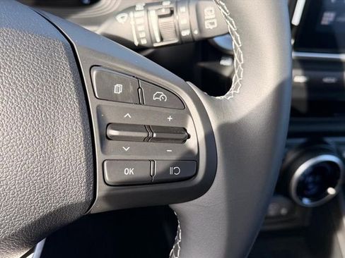 New 2026 Hyundai Venue SEL FWD image 18