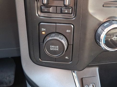 Certified 2022 Ford F150 XLT w/ Equipment Group 302A High image 30