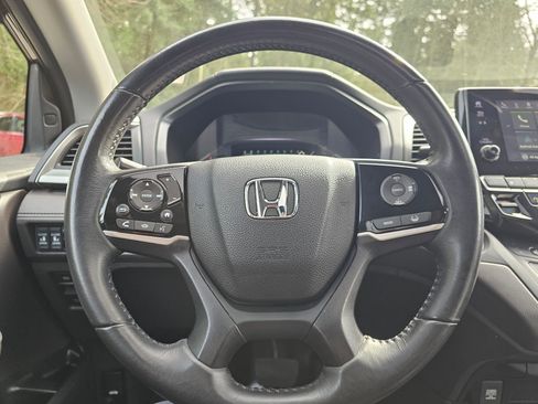 Used 2018 Honda Odyssey EX-L image 26