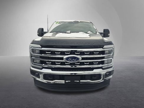 Used 2024 Ford F350 Lariat w/ Camper Package image 9