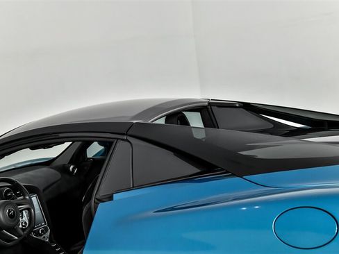 Used 2020 McLaren 720S Spider RWD image 40