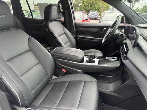 Used 2026 Buick Enclave Sport Touring AWD/4WD image 13