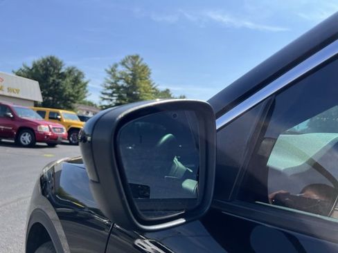 Used 2020 Ford Escape SEL image 26