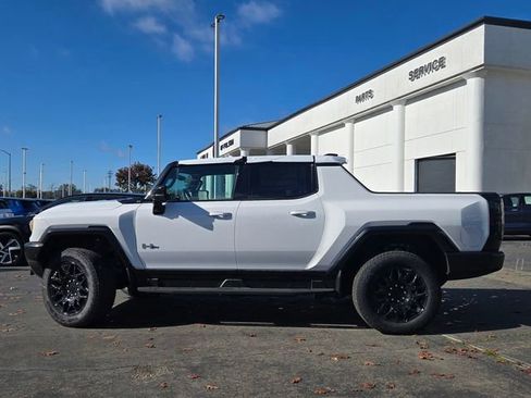 New 2026 GMC Hummer EV 4x4 Crew Cab image 7