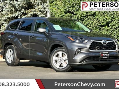 Used 2024 Toyota Highlander LE