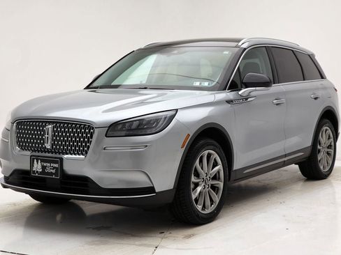 Used 2022 Lincoln Corsair AWD w/ Premium Package image 5