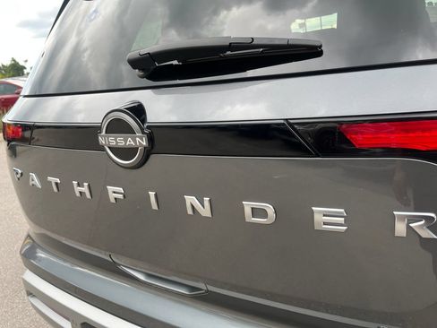 Used 2023 Nissan Pathfinder SL w/ Cargo Package FWD image 41