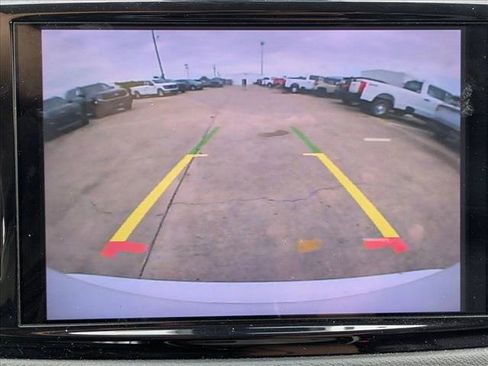 Used 2023 Chrysler Pacifica Touring-L FWD image 14