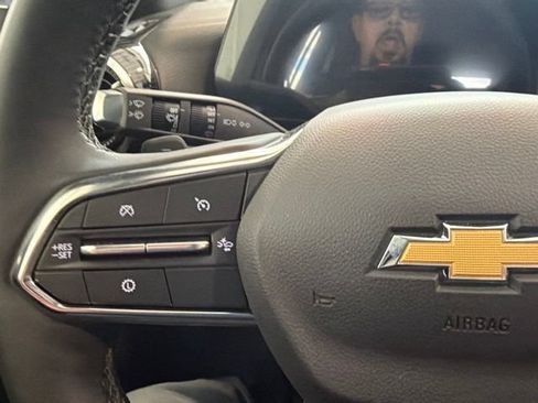 New 2026 Chevrolet Equinox LT AWD/4WD image 32