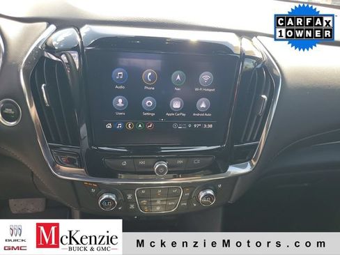 Used 2023 Chevrolet Traverse Premier FWD image 15