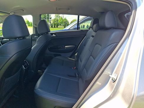Used 2020 Kia Sportage EX FWD image 9