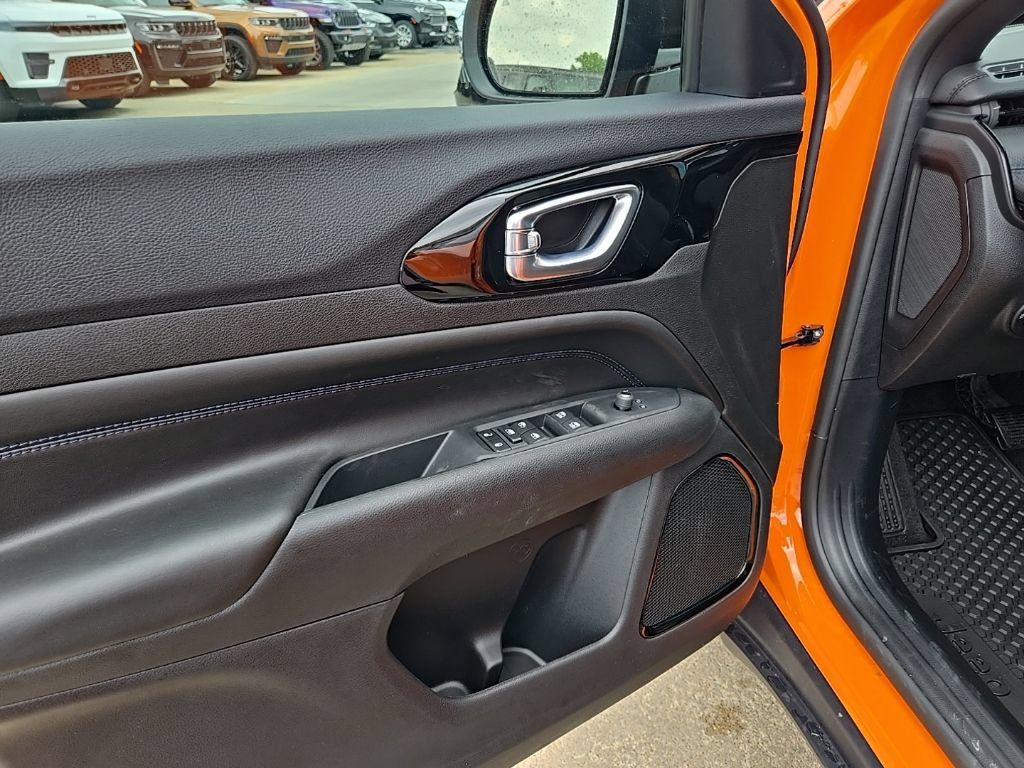 New 2026 Jeep Compass Latitude AWD/4WD image 28