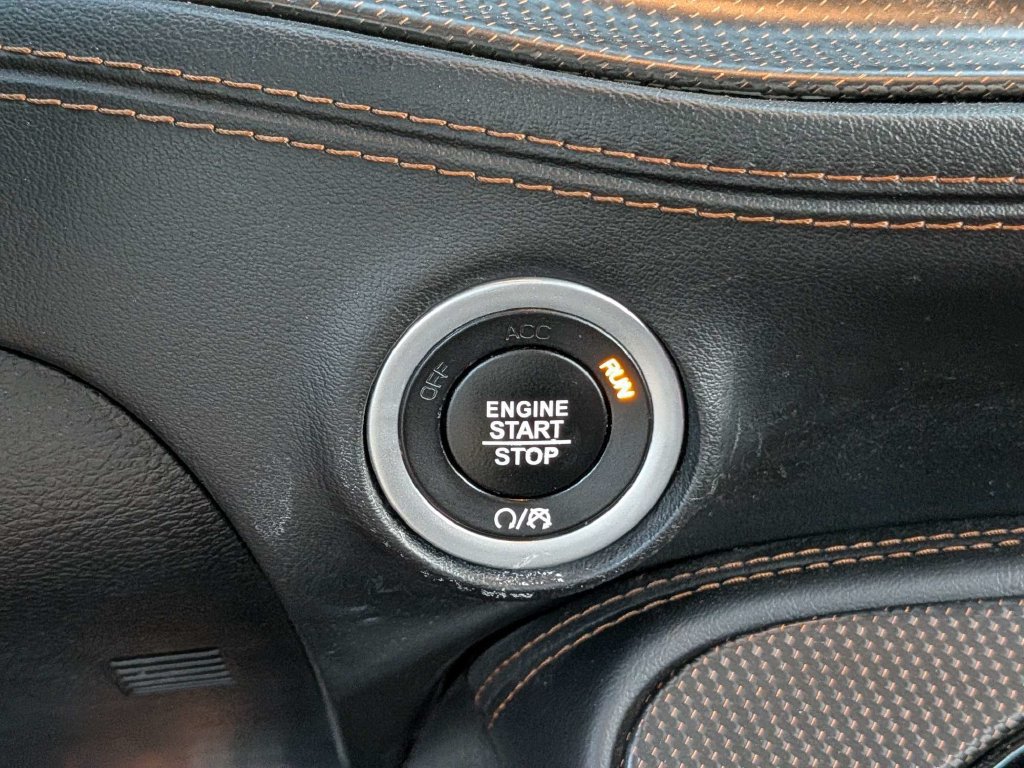 Used 2020 Dodge Challenger R/T RWD image 27