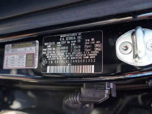 Used 2022 Kia Sorento S w/ Panoramic Sunroof Package FWD image 41
